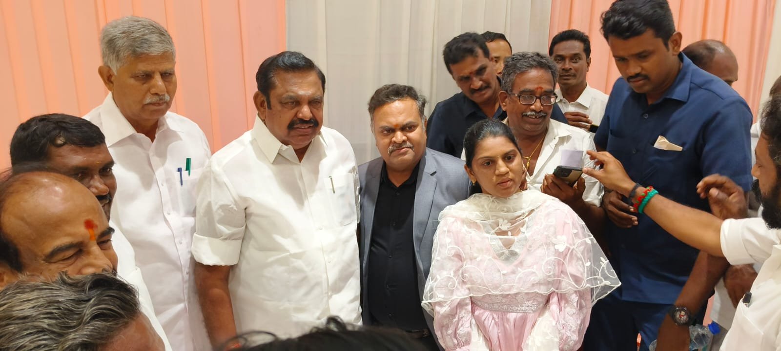 Sri SSS Catterirs